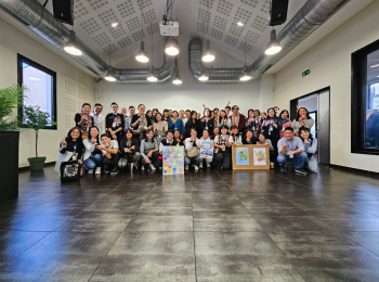 Rassemblement des adoptés en France intitulé  « Racines partagées, avenir tissé »